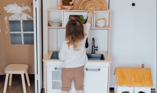 The Best Wooden Play Kitchens